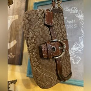 COACH Vintage Y2K SoHo Signature C Monogram Canvas Buckle Flap Wristlet Clutch